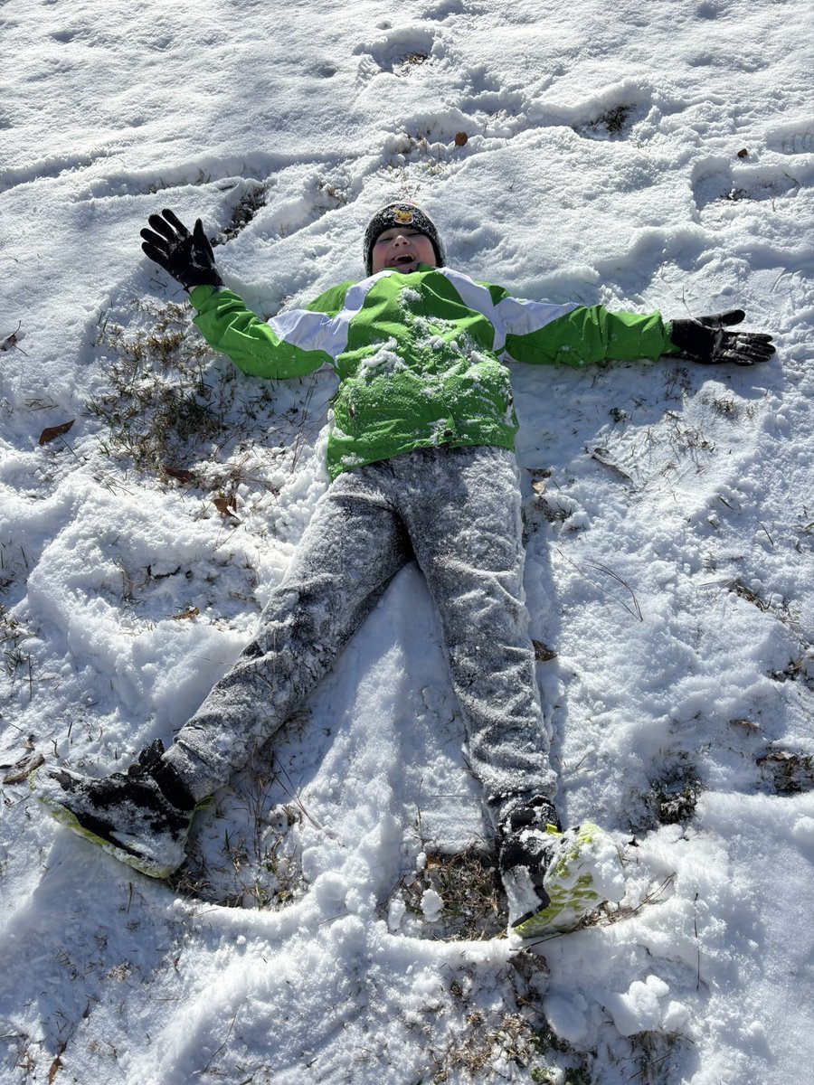 coach_singer55's tweet photo. @AikenSchool Becket Singer Snow Angels! https://t.co/369Jm5RvxO