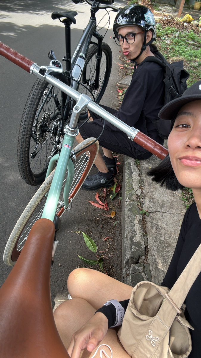 rananthawl's tweet photo. Menuju hidup sehat 2025
Yakan? @anindyawinataaa https://t.co/c8IjspWpdm