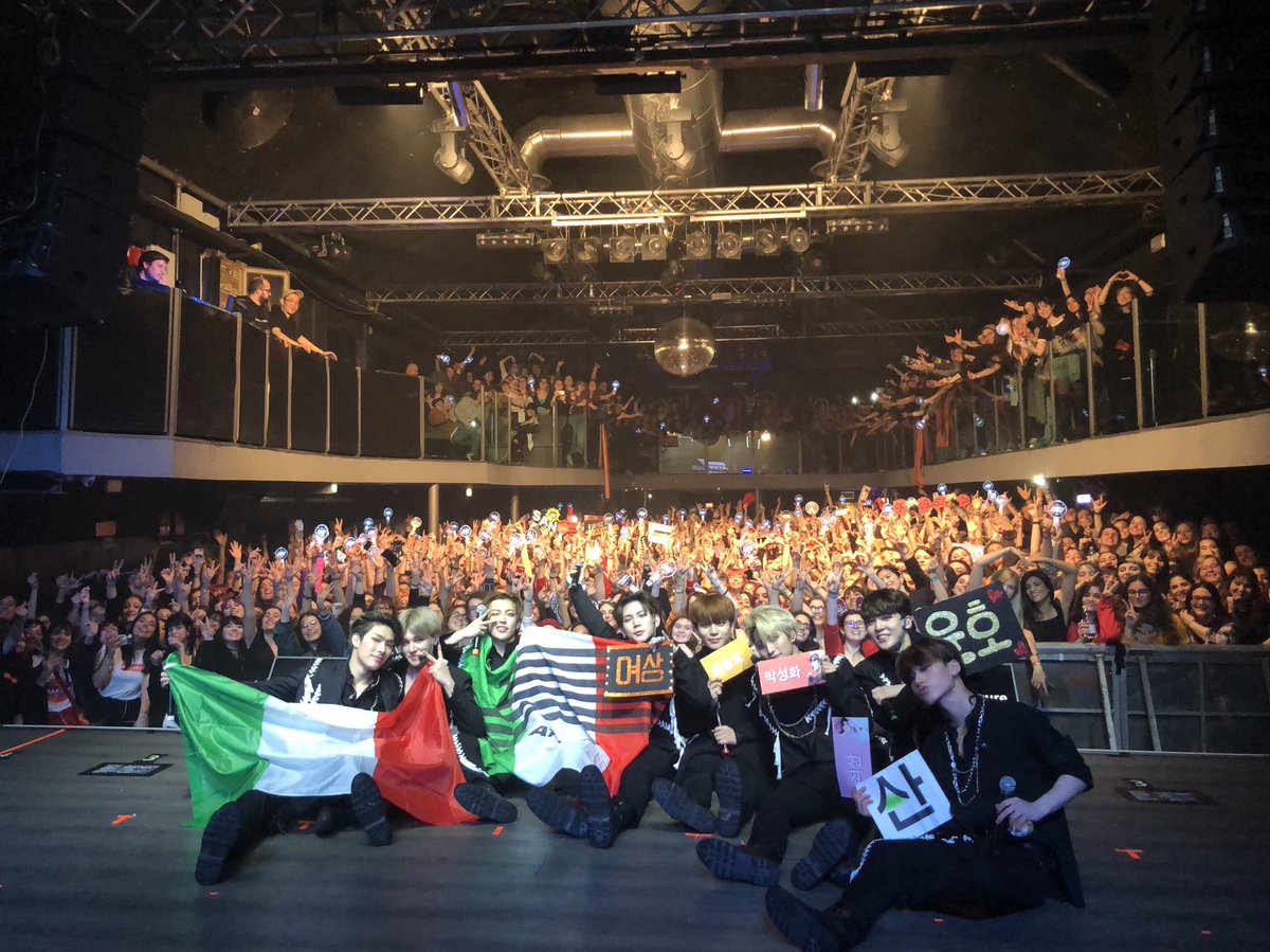 __st4rl0st's tweet photo. did I teach you to dream small?
#ATEEZ #AteezInMilan #TowardsTheLight #AteezInEurope #ATEEZWORLDTOUR2025 https://t.co/bfo6LOiBcR