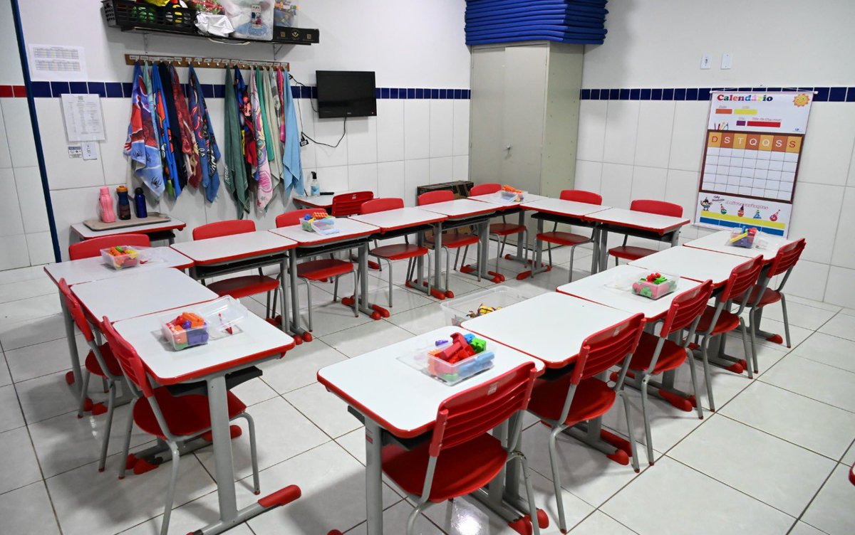 CBNGoiania's tweet photo. Cmei Ceasa passa a funcionar em horário especial, a partir das 4h ==> https://t.co/oKic7jGOei #NoArNaCBN #CBNGoiania #educação #horário #cmei #ceasa https://t.co/b2F05rAGdL