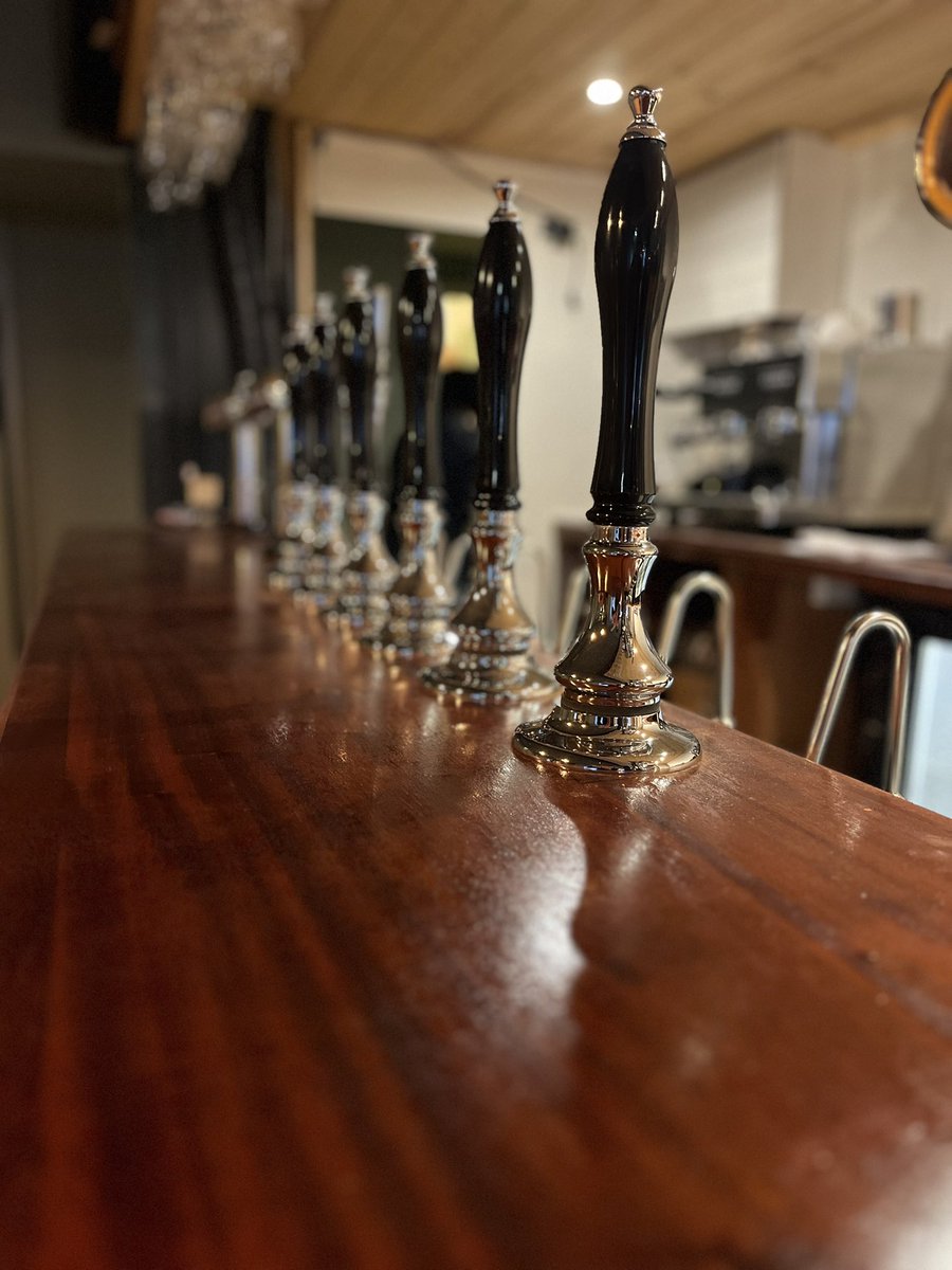 Little Darley Bar install…….. proper through the bar hand pulls, if your serious about cask it’s the ONLY option 🍻