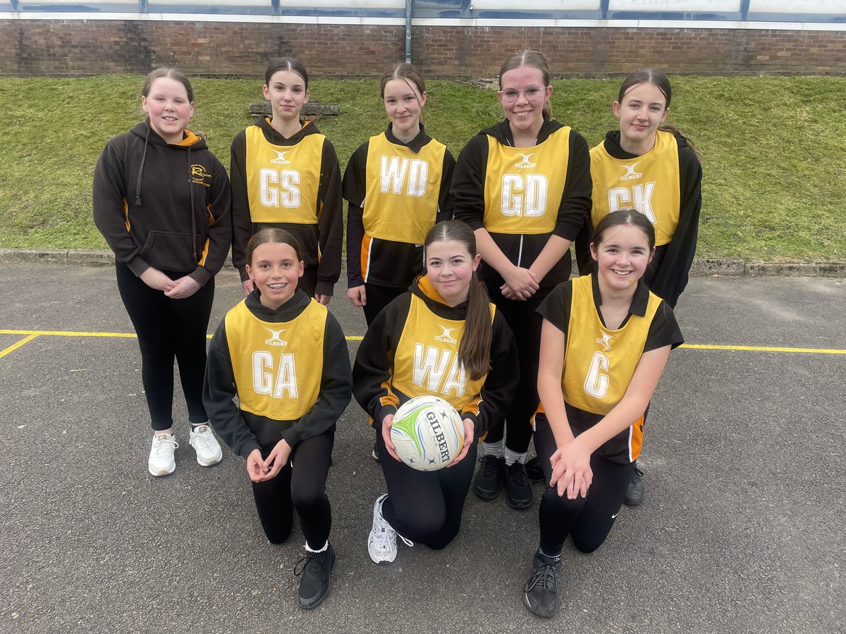 Wins for both our Y7 &amp; Y8 teams on the road away to Brynmawr. 
Y7 🌟 Seren y Gem Lily H
Y8 🌟 Seren y Gem Poppy P