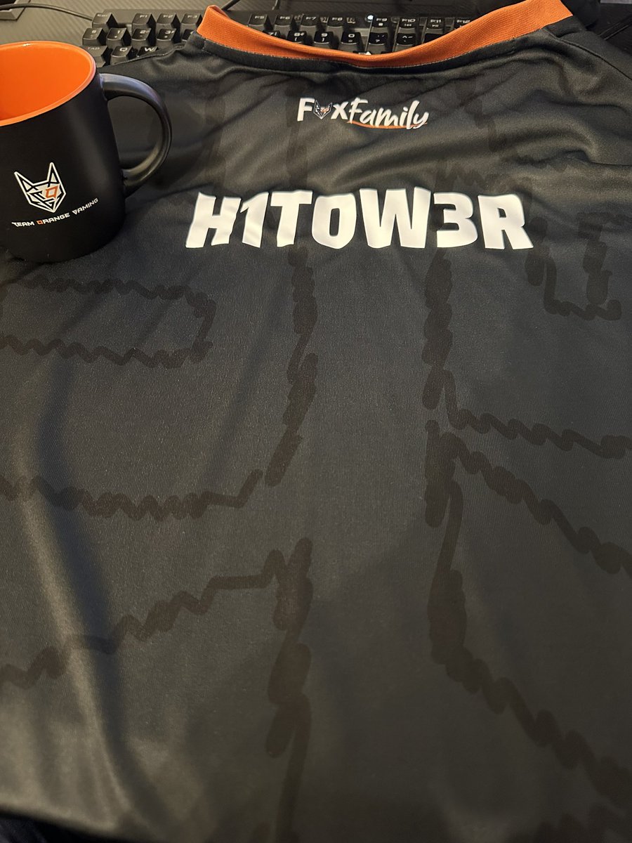 Phil (@h1tow3r) on Twitter photo Battle of the Boi‘s
<a href="/4froboi/">Afroboi</a> vs <a href="/Cboilol/">Casper Bo Simonsen</a>
May the best team win! 🤝
Btw <a href="/Cstn_S/">Carsten Schulte</a> wann kann ich endlich Afroboi Trikot kaufen? 🙃 Battle of the Boi‘s
<a href="/4froboi/">Afroboi</a> vs <a href="/Cboilol/">Casper Bo Simonsen</a>
May the best team win! 🤝
Btw <a href="/Cstn_S/">Carsten Schulte</a> wann kann ich endlich Afroboi Trikot kaufen? 🙃