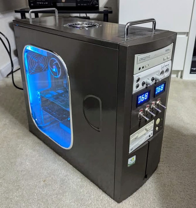 realRetroPC's tweet image. If I had seen this in 2004, my brain would have exploded. 🤯