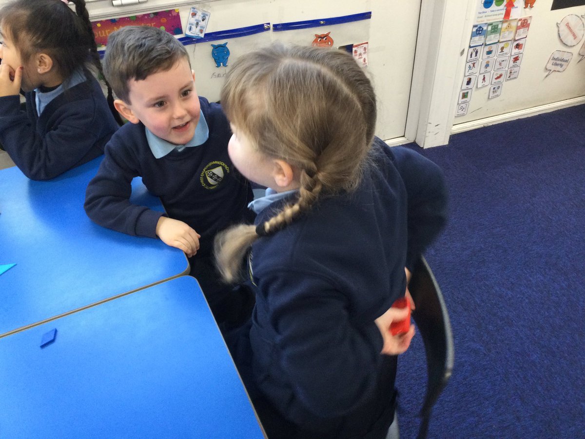 CCCRPrimary's tweet photo. Y1 have been looking at all things shape today with different activities! #cccrmaths #cccry1 https://t.co/fYD7Zzr6si