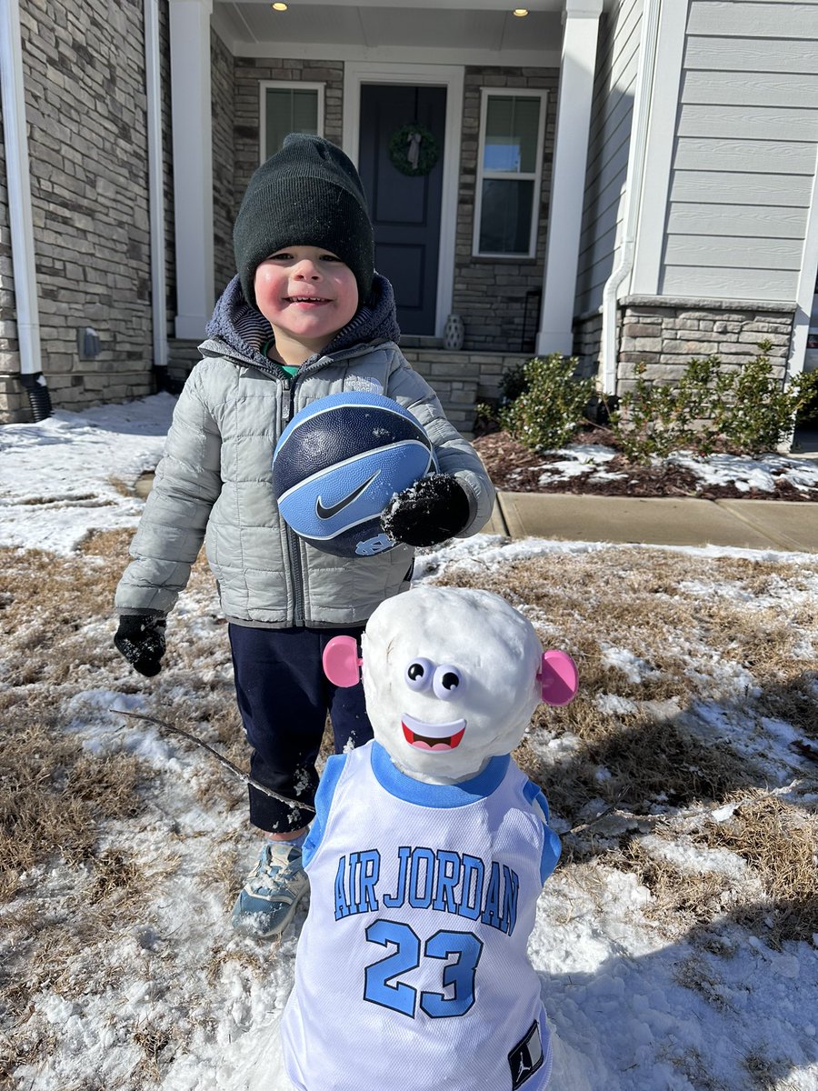 Tyler Collins (@tcollinsusab) on Twitter photo It doesn’t snow often in North Carolina but when it does it’s time for a  <a href="/UNC_Basketball/">Carolina Basketball</a> snowman ☃️🏀 It doesn’t snow often in North Carolina but when it does it’s time for a  <a href="/UNC_Basketball/">Carolina Basketball</a> snowman ☃️🏀
