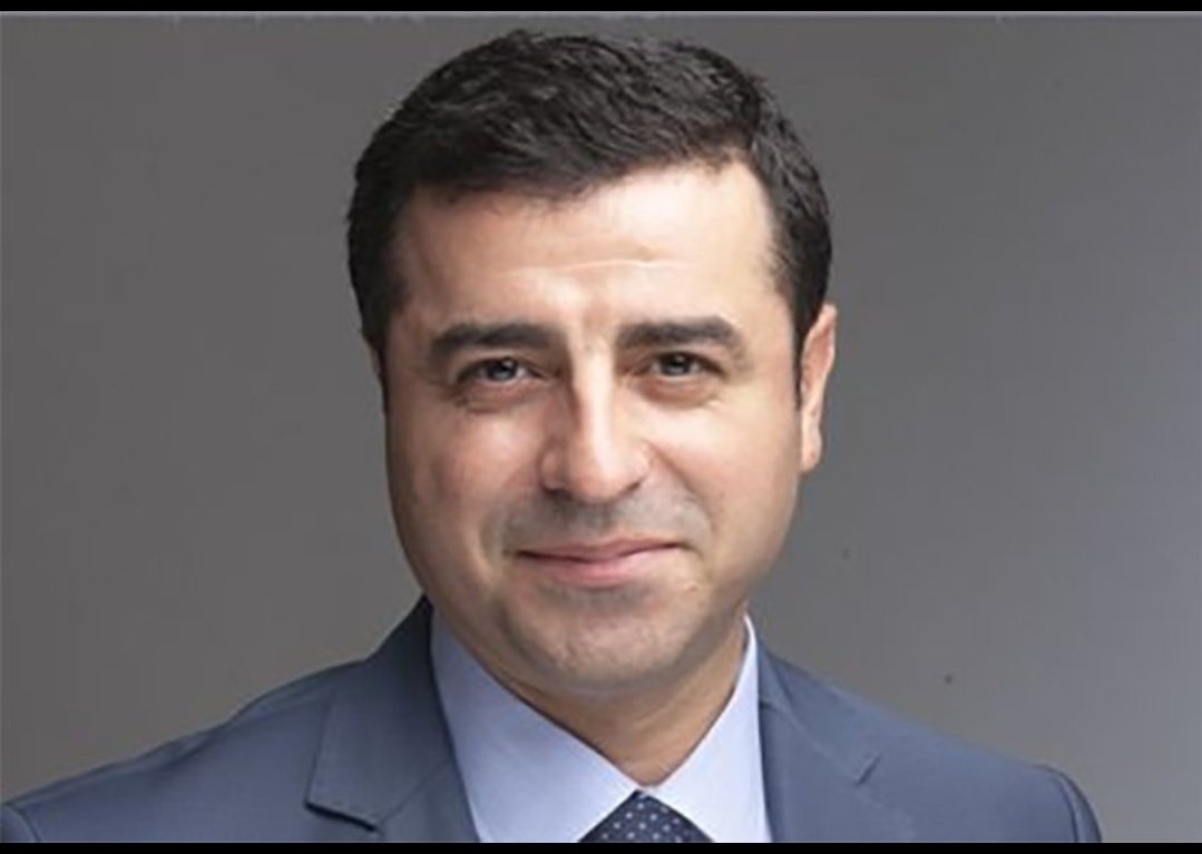 "Selahattin Demirtaş" genel başkan değil miydi ? ey münafık ey şeref yoksunları !!!