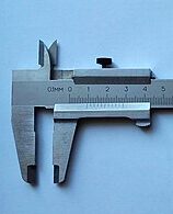 GranaSAT's tweet photo. New post (Cómo medir con un calibre / How to use a caliper) has been published on GranaSAT - https://t.co/dnifZrhNqW https://t.co/qFA2m97Pe4
