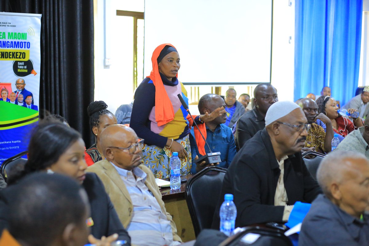 tume_ya_kodi's tweet photo. #MKUU wa Mkoa wa Singida, Bi Halima Dendego, leo Januari 22, 2025 amekutana na Tume ya Rais ya Maboresho ya Kodi katika ofisi yake mkoani humo. https://t.co/fC41NtvYCk