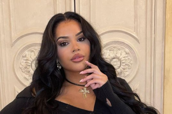 MummyPagesUK's tweet photo. Big Brother star Lateysha Grace gives birth to baby girl with mystery fiancé https://t.co/Uyg3CUoSzc https://t.co/KtQKhFt9Mt