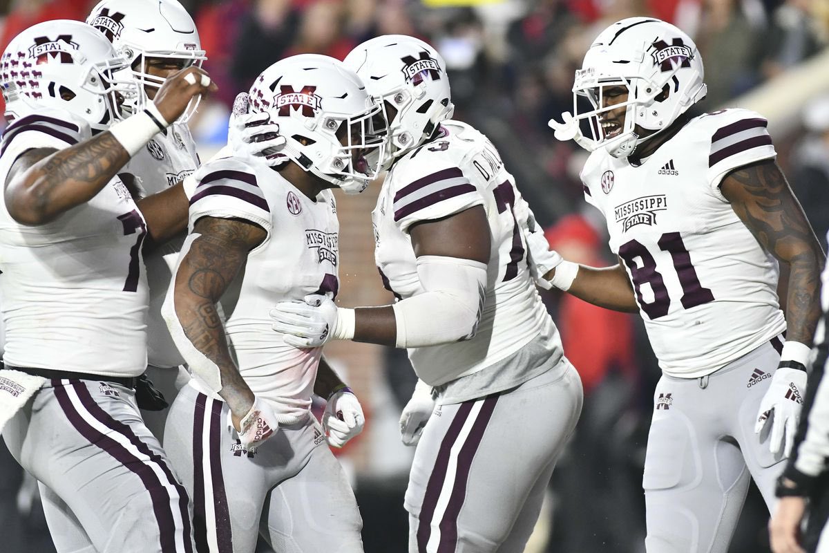 Julian “JuJu” Burns 4⭐️ SAF (@lxckdown_juju2) on Twitter photo Blessed to receive an offer from <a href="/HailStateFB/">Mississippi State Football</a> <a href="/Coach_Leb/">Jeff Lebby</a> <a href="/CoachHutzler/">Coleman Hutzler</a> <a href="/CoachJMCollins/">Mike Collins</a> <a href="/NevilleTigersFB/">Neville Tiger Football</a> <a href="/samspiegs/">Sam Spiegelman</a> <a href="/ChadSimmons_/">ChadSimmons</a> @On3Recruits <a href="/247recruiting/">247Sports Recruiting</a> Blessed to receive an offer from <a href="/HailStateFB/">Mississippi State Football</a> <a href="/Coach_Leb/">Jeff Lebby</a> <a href="/CoachHutzler/">Coleman Hutzler</a> <a href="/CoachJMCollins/">Mike Collins</a> <a href="/NevilleTigersFB/">Neville Tiger Football</a> <a href="/samspiegs/">Sam Spiegelman</a> <a href="/ChadSimmons_/">ChadSimmons</a> @On3Recruits <a href="/247recruiting/">247Sports Recruiting</a>