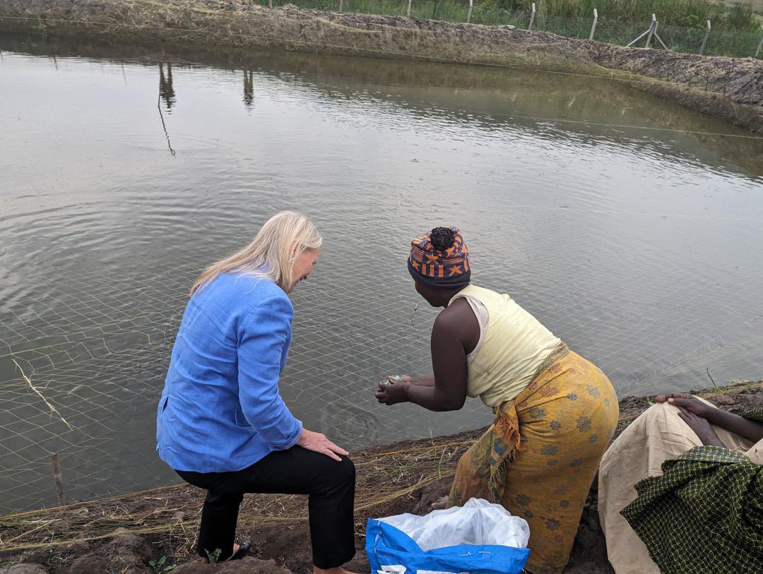 UKinUganda's tweet photo. Thank you to @WFP @UNICEF @UNHCR for 2 impactful days in Kisoro &amp; Nakivale. Witnessing refugee journeys underscored the challenges—but partnerships bring hope. Thank you to @OPMUganda for championing self-reliance initiatives that benefit refugees &amp; host communities alike. https://t.co/vKtxctx0ia