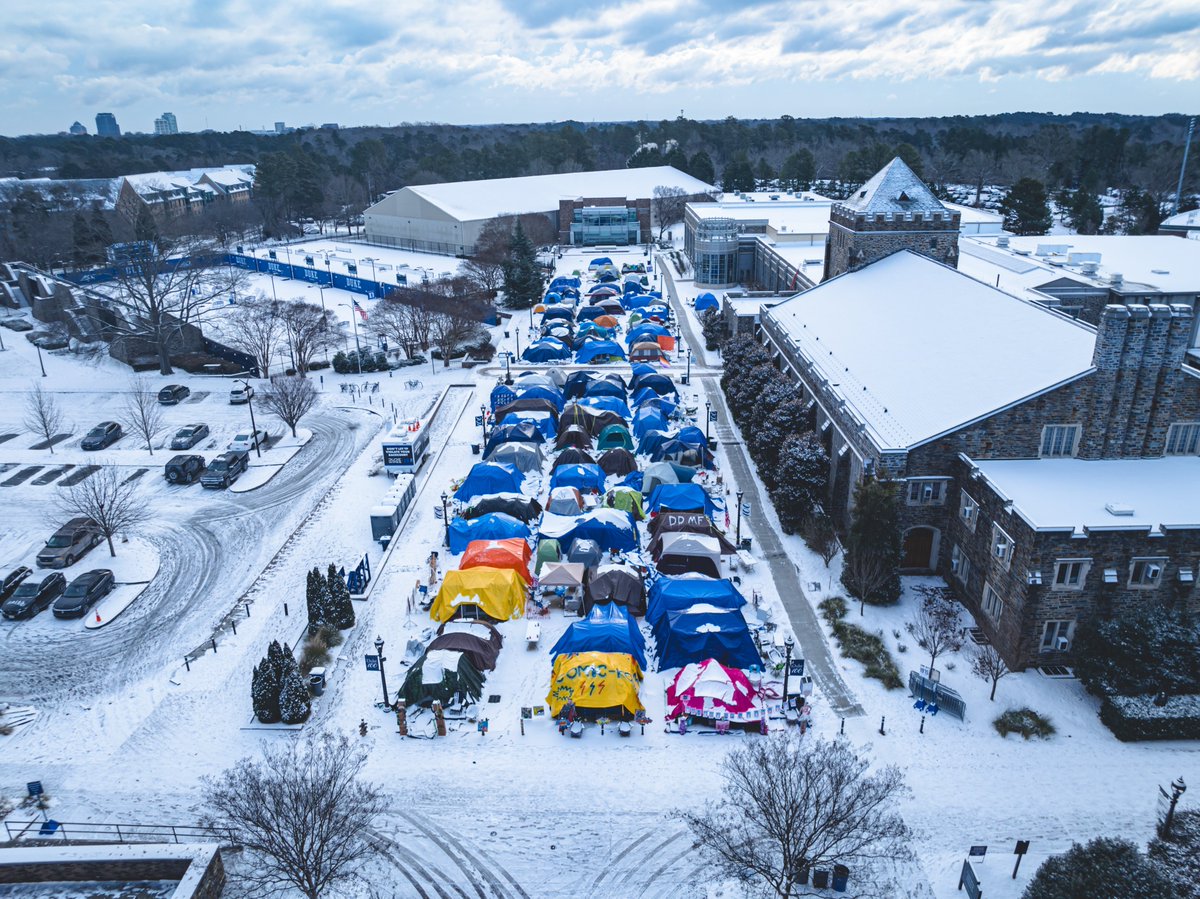 snow day ❄️⛺️🏰