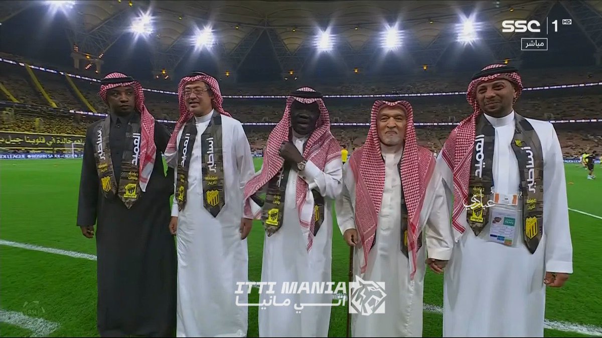 IttiMania's tweet photo. مِنا الوفـاء يا وفي الروح يتعلم 💛🖤

#اسبوع_الاساطير https://t.co/0vG3wTOtrj