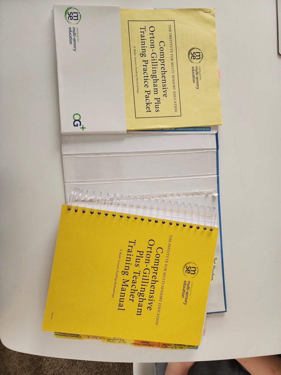 mnm12's tweet photo. Finally figured out a way to fix this @IMSEOG broken binder! Coil: https://t.co/9pqk8CKYNR #OGPlusFidelityCourse #structuredliteracy https://t.co/RxIrBQcR3I https://t.co/ykdgUi1SSL