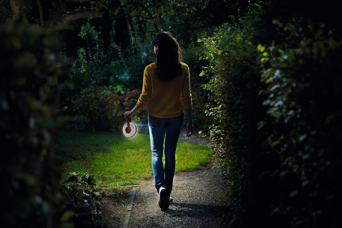ShopTodayIndia's tweet photo. Stay prepared for power cuts with the PHILIPS Ioniq 5W Rechargeable LED Lantern🌟

3-step dimming, fast charging, &amp; stylish design in maroon. Your perfect emergency companion 🚨

👉 Grab yours now: https://t.co/ohlJM02g00

#PhilipsIoniq #LEDLantern #EmergencyLight #HomeEssentials https://t.co/HniV45fJaF