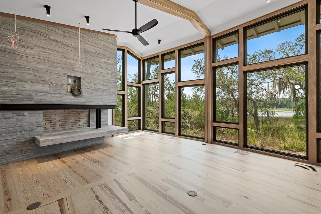 Cypress_Info's tweet photo. Enhance your view with big, bold windows framed in the natural elegance of #SouthernCypress.
Project: Joinery Group
Photo: Josh Ward
#cypress #cypresswood #RealAmericanHardwood #AmericanHardwoods #windows #windowframes #windowtrim #trim #millwork #homedesign #interiordesign https://t.co/wRmbpfqVIP