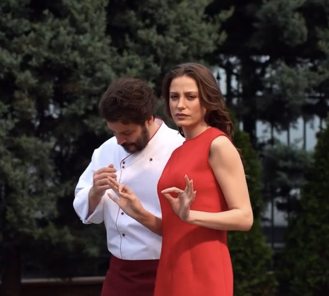 Mary37100062497's tweet photo. #serenaysarıkaya #Abank behind the scenes 2024 ❤️ https://t.co/XGrzw85Q4f