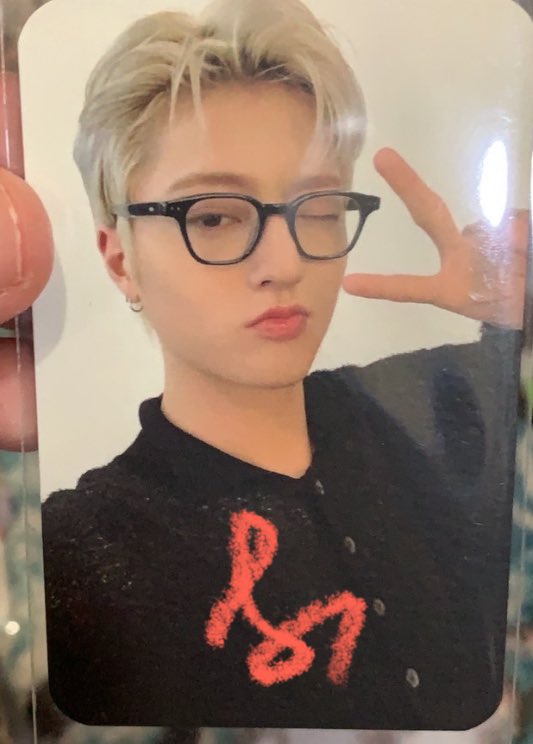 Haruruland's tweet photo. Oh ini bentukan pc yang harganya ngalahin motor beat ganteng gue😭😭😭😭 https://t.co/BCzCyosTTY