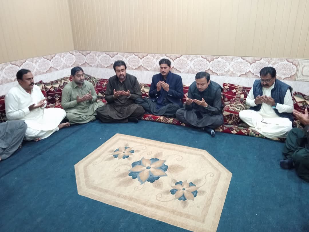 umaraziz2k7's tweet image. President #PYOSindh &amp;amp; Ex Assistant CM Sindh @JavedNLaghari Visited district Qambar Shahdadkot for condolences with different officials on the sad demise of their family members and also he met with GS PPP KSK Lala GM Isran, PR&amp;amp;Co: Sec: @umaraziz2k7 at PPP office

@BBhuttoZardari