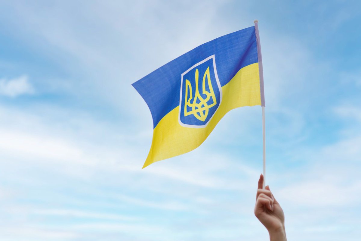 RelokiaLLC's tweet photo. 🤝 On January 22, 1919, Ukraine took a historic step toward unity by signing the Treaty of Unity. Today, the blue and yellow flag flies proudly as a symbol of our resilience. When we stand together, we are unstoppable. 

🇺🇦 Stand with Ukraine!

#DayOfUnity #StandWithUkraine #Relokia