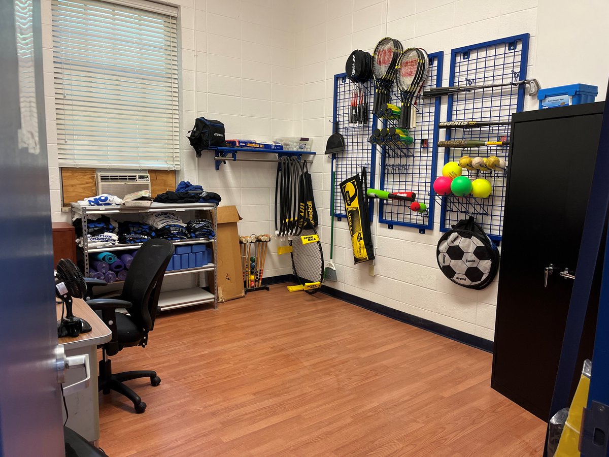 Innovation in action! GearGrid's Wall Mount Grid Panels &amp; Shelves unlock unlimited storage possibilities for rec sports equipment at the University of Memphis. Durable, versatile, and designed to maximize space ⚽🎾⚾⛳