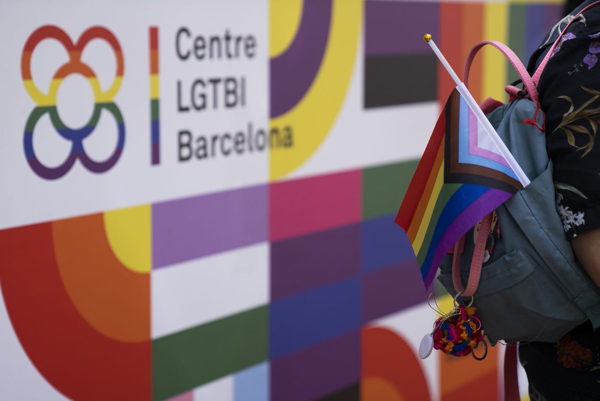 puntBarcelona (@puntbarcelona) on Twitter photo El <a href="/BarcelonaLGTBI/">Centre LGTBI de Barcelona</a> també té el .barcelona!
Descobreix aquest equipament de referència en l'àmbit LGTBI, un lloc de trobada, reflexió i visibilitat sobre la diversitat sexual i de gènere.
🔗 centrelgtbi.barcelona
#PuntBarcelona #SomPuntBarcelona El <a href="/BarcelonaLGTBI/">Centre LGTBI de Barcelona</a> també té el .barcelona!
Descobreix aquest equipament de referència en l'àmbit LGTBI, un lloc de trobada, reflexió i visibilitat sobre la diversitat sexual i de gènere.
🔗 centrelgtbi.barcelona
#PuntBarcelona #SomPuntBarcelona