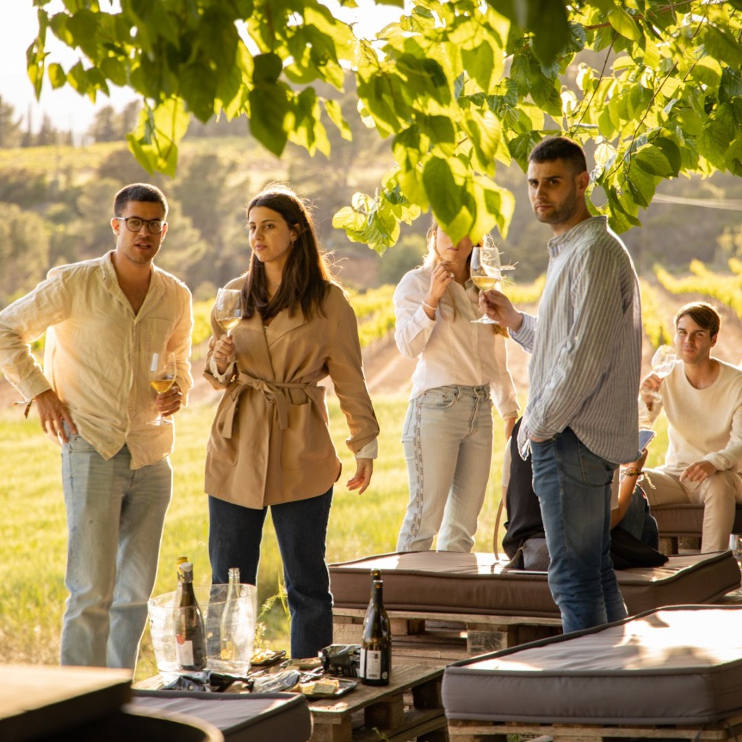 Tornem a obrir les portes de l’enoturisme! 🥂

📅 Horari 2025:
🕚 De dilluns a dissabte a les 11 h del matí.
❌ Dimarts tancat.

Descobreix les nostres activitats i reserva ara la teva experiència a 👉 ow.ly/MgQY50UK0zs