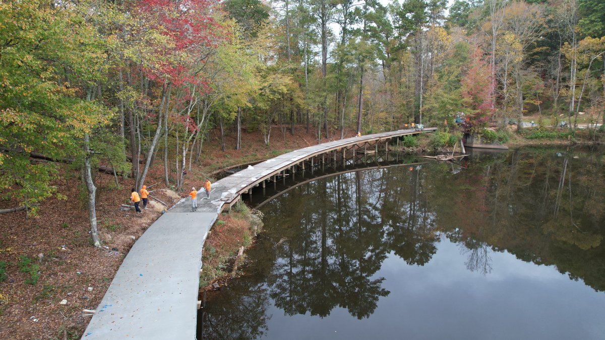 🚧 Under construction 🚧

The Sandy Springs Edgewater trail is getting closer and closer to completion, and boy, we can't wait to open this one! It's a stunner 🌳

#sandyspringsga #edgewaterga #trailsforall #pathfoundation