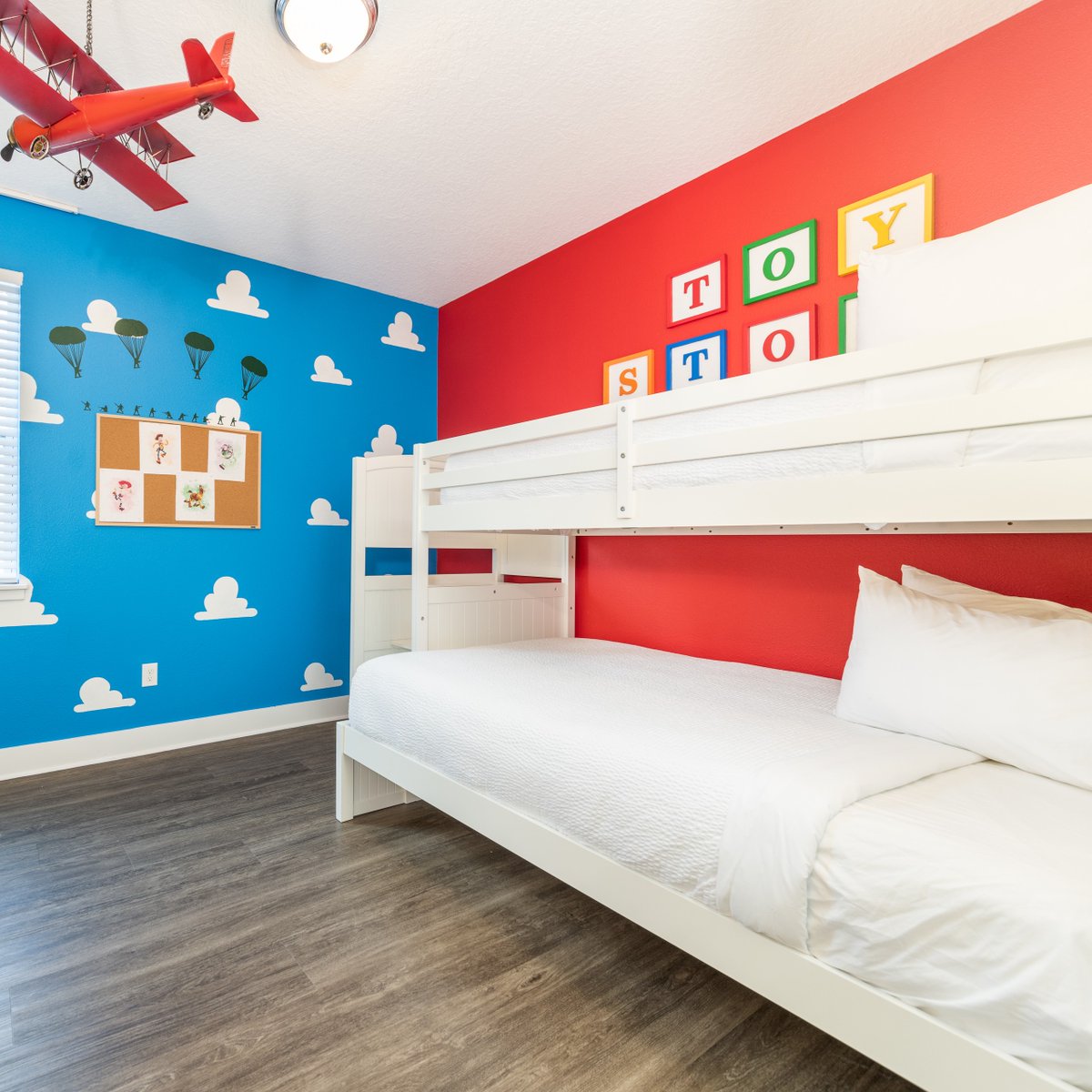 Rentyl_Resorts's tweet photo. Calling all Florida and Georgia residents!
Take advantage of our exclusive offer and enjoy up to 20% off your stay at Encore Resort. Plus, kick off your vacation with 2 complimentary drinks upon arrival! https://t.co/MFkTgnGP5d