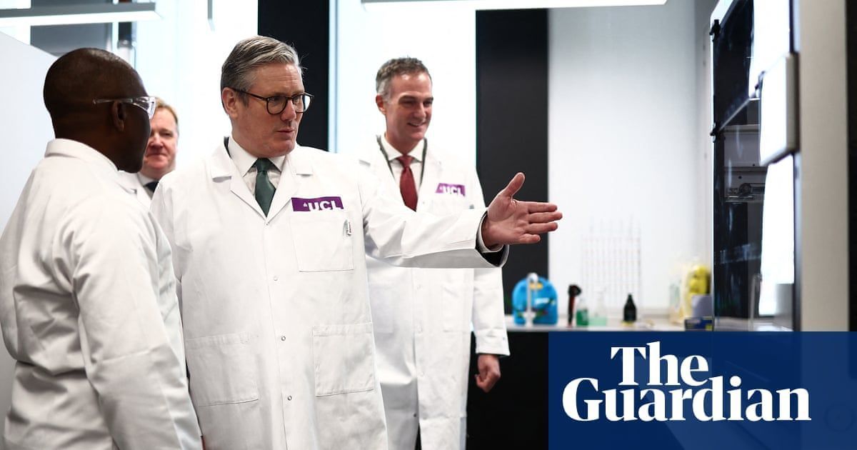 tegenix_en's tweet photo. 🚨 AI Boosts Drug Trials and Enhances Film Production

🔗👉https://t.co/zF5vWtNai8

📰 AI revolutionizes pharma and entertainment industries.

#AI #BusinessInnovation #Healthcare #EntertainmentTech 

@schmidsi @itsSyedNaqvi @SportingChiro
@RollsRoyceMan2 @samsarianos @eurasia_tv https://t.co/1c0lBIl931
