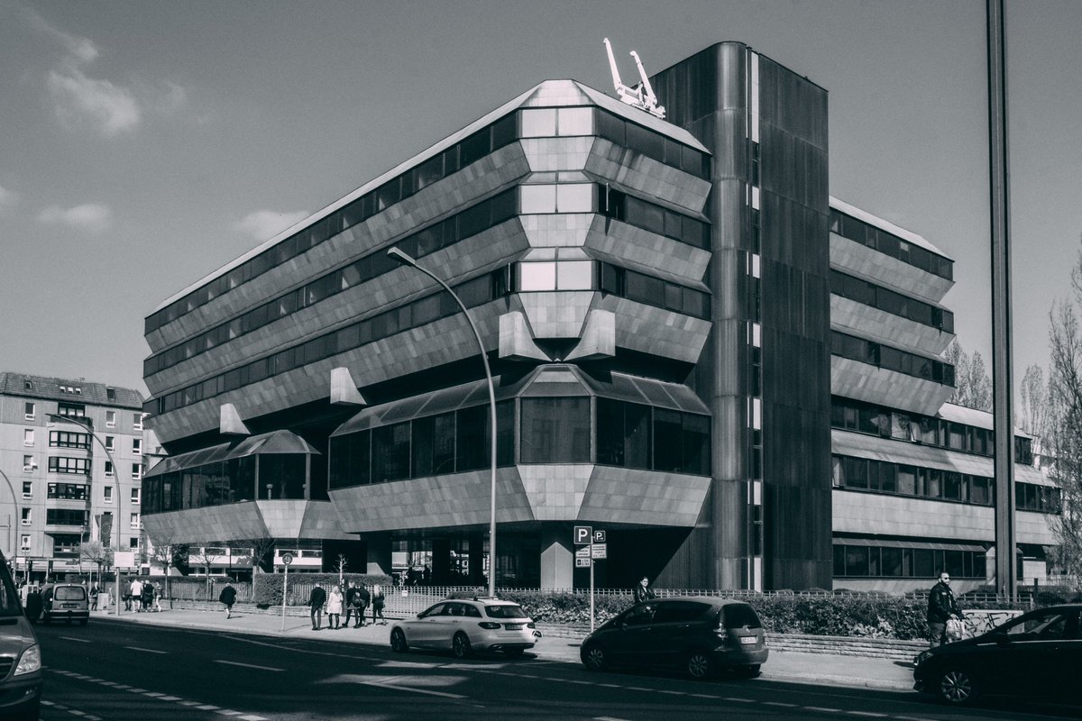 East German Visuals tweet media