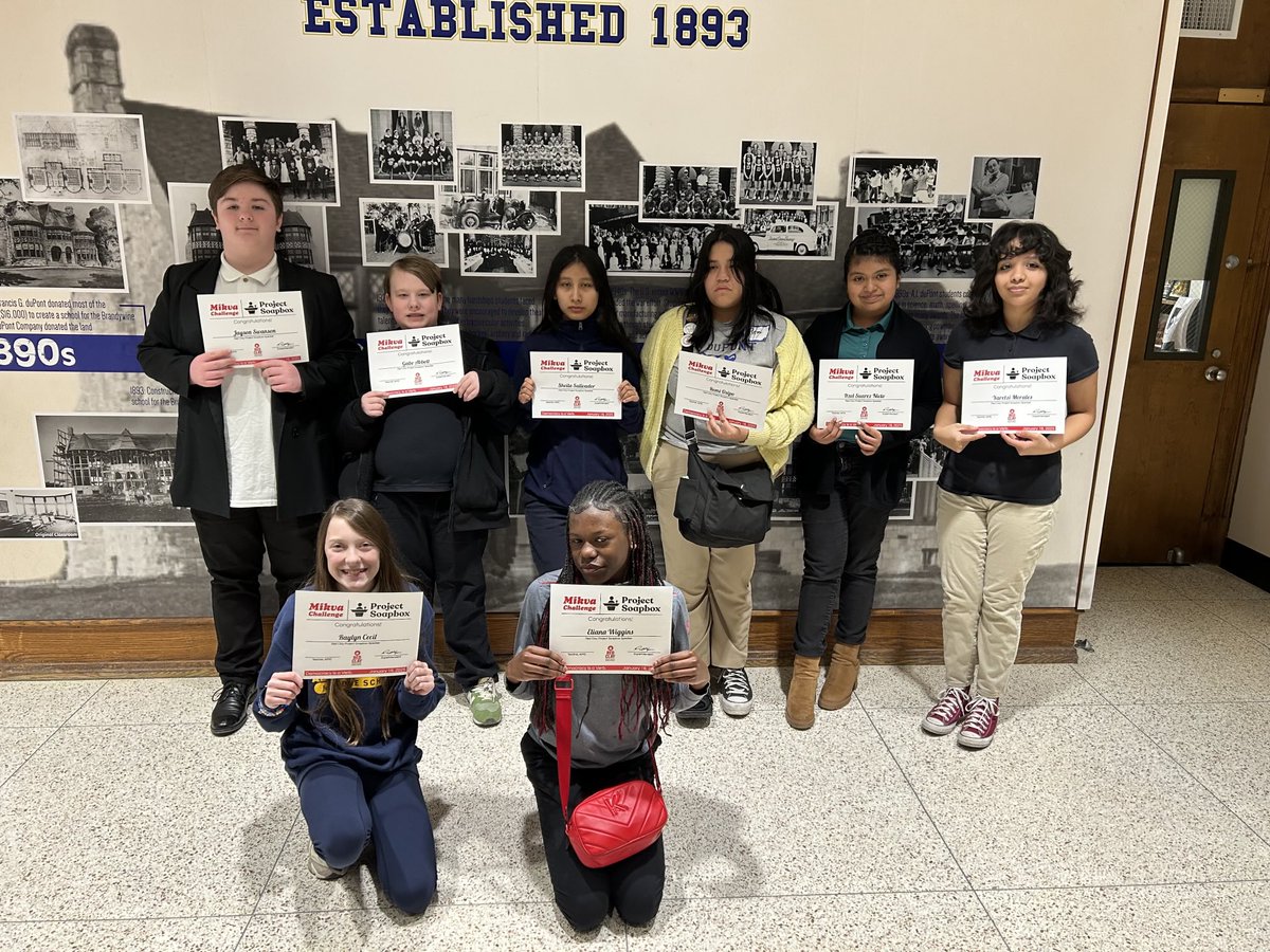 AI Middle School tweet media