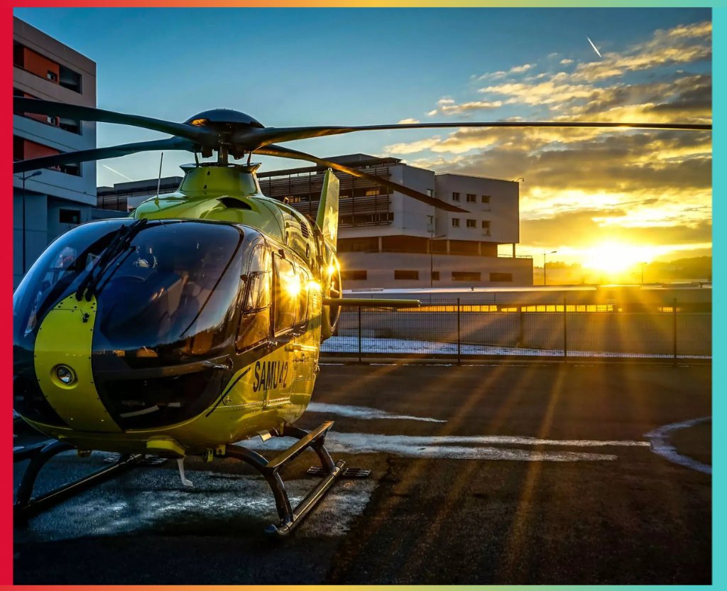 #Client 💼 | Mission sauvetage

Kinoba a uni ses forces avec <a href="/RP2I_NET/">RP2I (Romaric PIBOLLEAU)</a> pour créer E-boo.

Mission : créer une nouvelle version de la plateforme permettant l’organisation de secours héliportés en France.
Un défi de taille !

Envie d’en savoir plus ?
RDV sur kinoba.fr