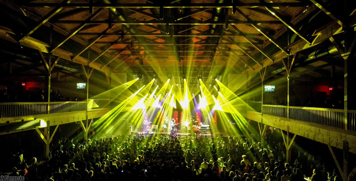 215Music tweet media