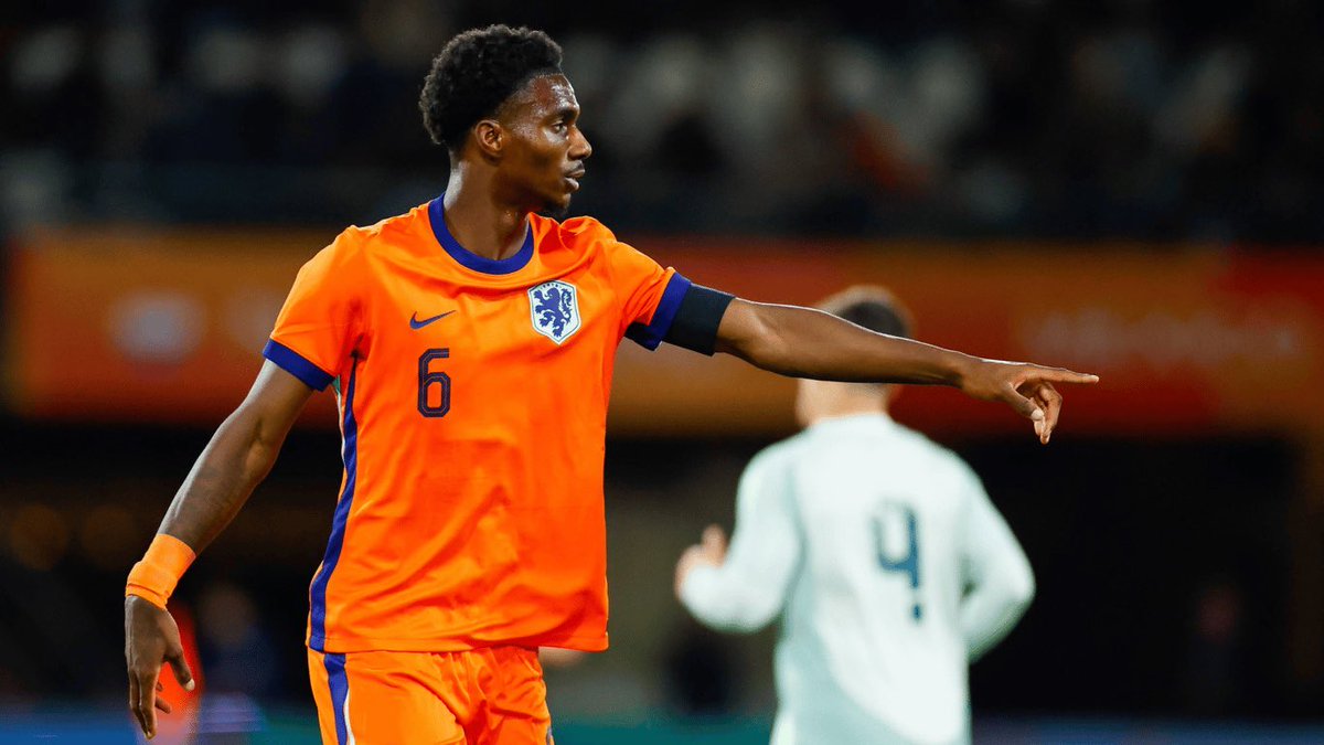 West Ham is close to agreeing a deal with OH Leuven to sign 19-year-old midfielder Ezechiel Banzuzi after making an improved offer.

[<a href="/JacobSteinberg/">Jacob Steinberg 🎗️</a>]

Reports that a deal has already been agreed has been denied by the Belgian club.

[<a href="/sachatavolieri/">Sacha Tavolieri</a>]

⚒️ #WHUFC #COYI