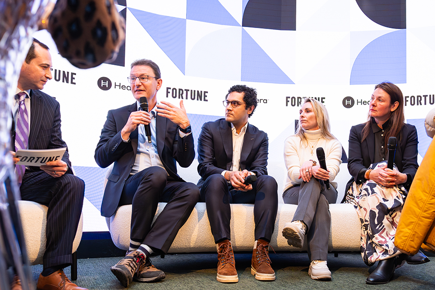hedera's tweet photo. Yesterday @Davos, Hedera and @FortuneMagazine hosted a lunch discussion ‘Building Trust: The Foundation of Responsible AI’ where thought leaders explored ethical AI development, governance frameworks, privacy, and security, as well as the evolving crypto regulatory landscape.

🎤 @episcini CEO @hashgraph, @BahlAnuraag VP Product & AI @PalantirTech, @zatlyn COO @Cloudflare, @teresagoody Partner @BakerHostetler, and @jeremyakahn AI Editor @FortuneMagazine