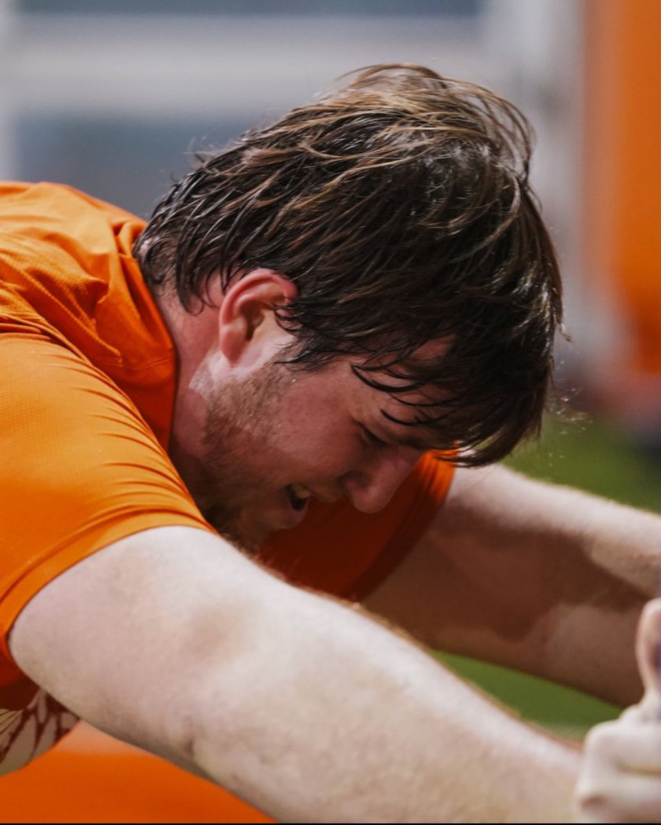 Please support <a href="/110Society/">110 Society</a> 🐅