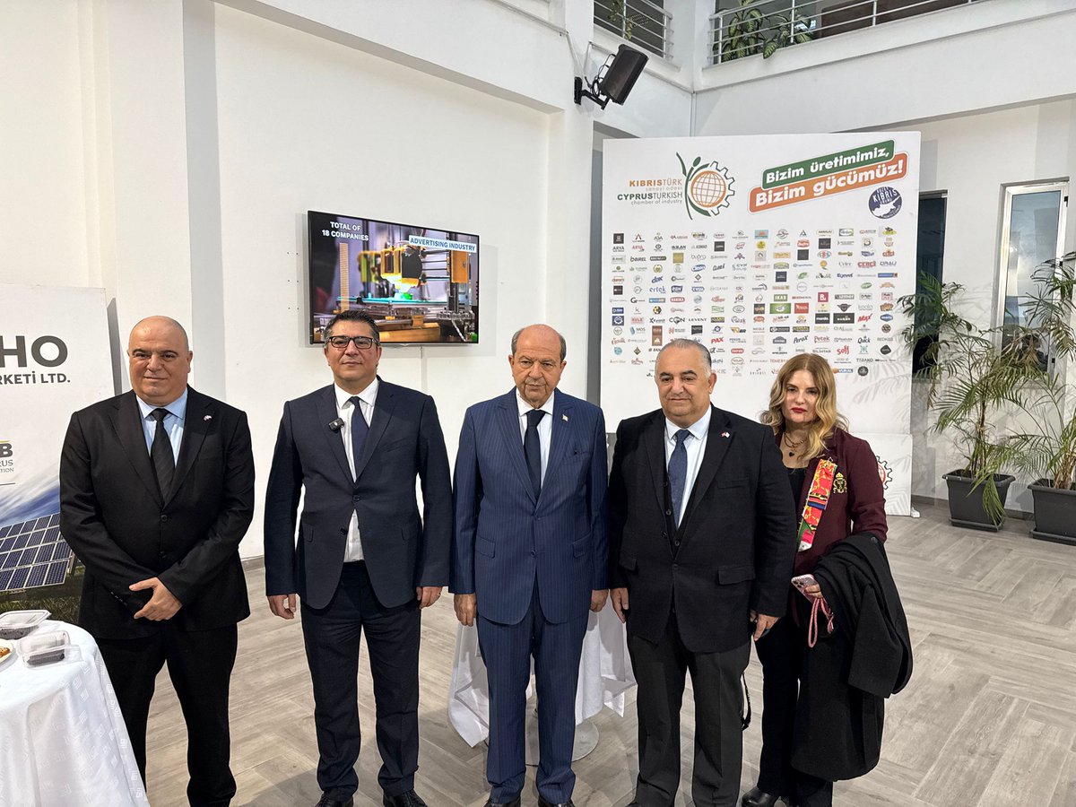 "15 Kasım Kıbrıs Üniversitesi ve KTSO iş birliğiyle düzenlenen 'Yapay Zeka ile Rekabetçi Sanayi' panelinde, Prof. Dr. Ali Serhan Koyuncugil sektör deneyimlerini paylaştı. Etkinlik, sanayi ve teknoloji alanında değerli bir bilgi paylaşımı sundu.  
#BirinciGlobal #Panel #YapayZeka