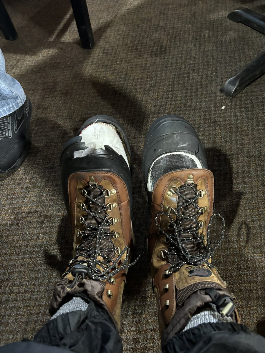 anamerican4ever's tweet photo. @POPSUGAR @sorelfootwear My @sorelfootwear experience #sorelfootwear #snowboots https://t.co/kznVtAMTAf