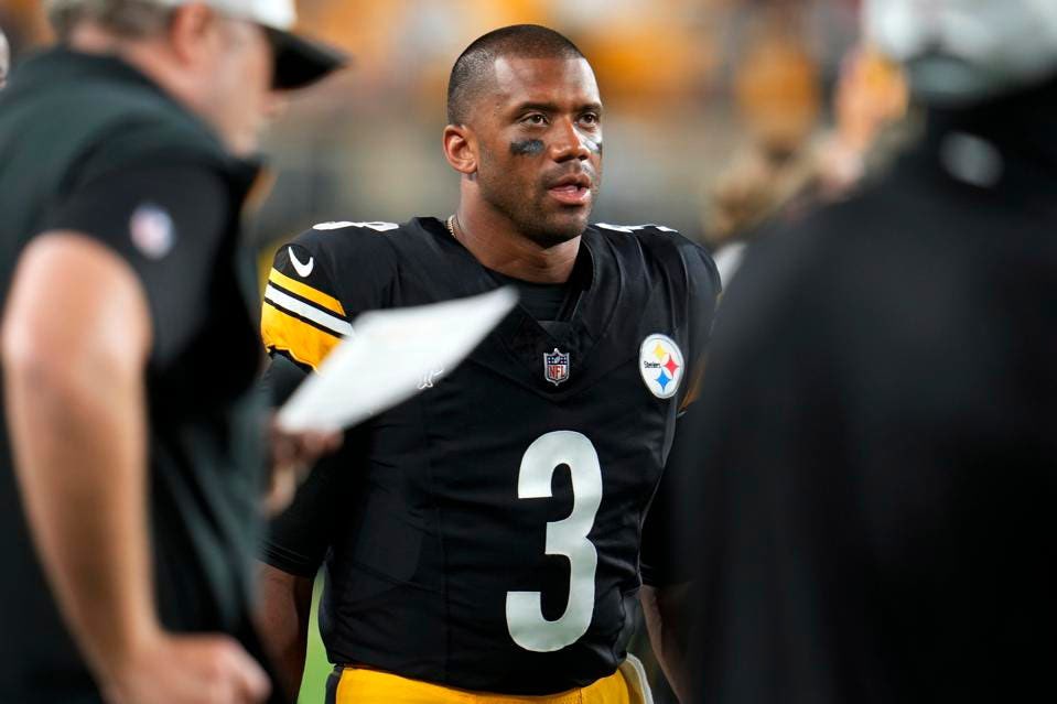 The Standard tweet media