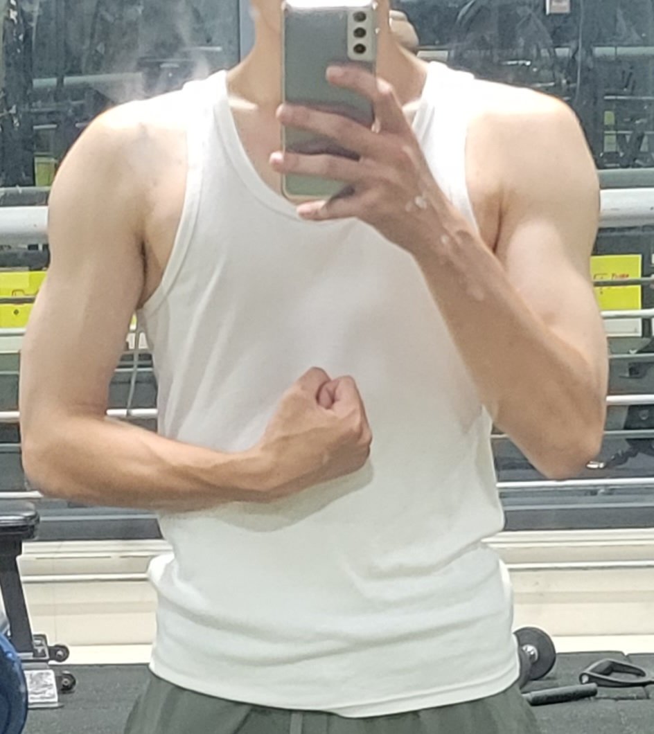 乌桃厚乳 tweet media