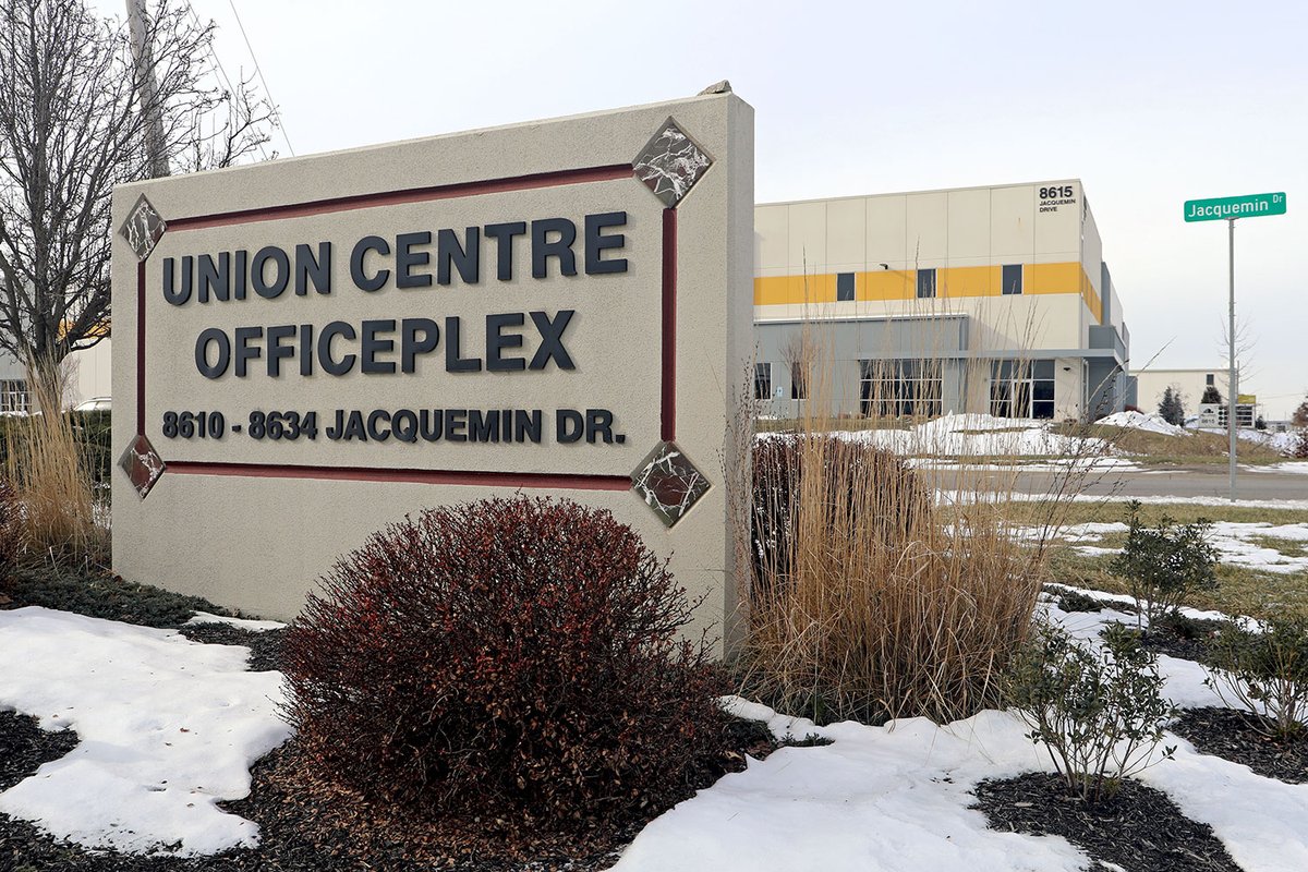 westchestertwp's tweet image. 🗞️ For the latest #WestChesterOH biz news, read 𝙒𝙝𝙖𝙩'𝙨 𝙉𝙚𝙬 𝙞𝙣 𝙒𝙚𝙨𝙩 𝘾𝙝𝙚𝙨𝙩𝙚𝙧! (1Q-2025) conta.cc/3DZ093l #BestPlacestoLive