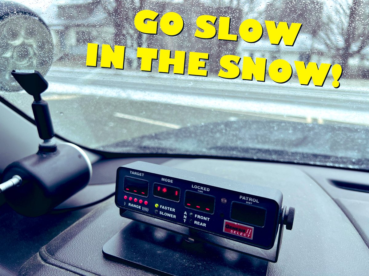 ❄️ Road conditions have changed! The #snow is falling and with the cold temps, it could make for slippery roadways. PLEASE #slowdown and drive to road and weather conditions. Thank you 🚓