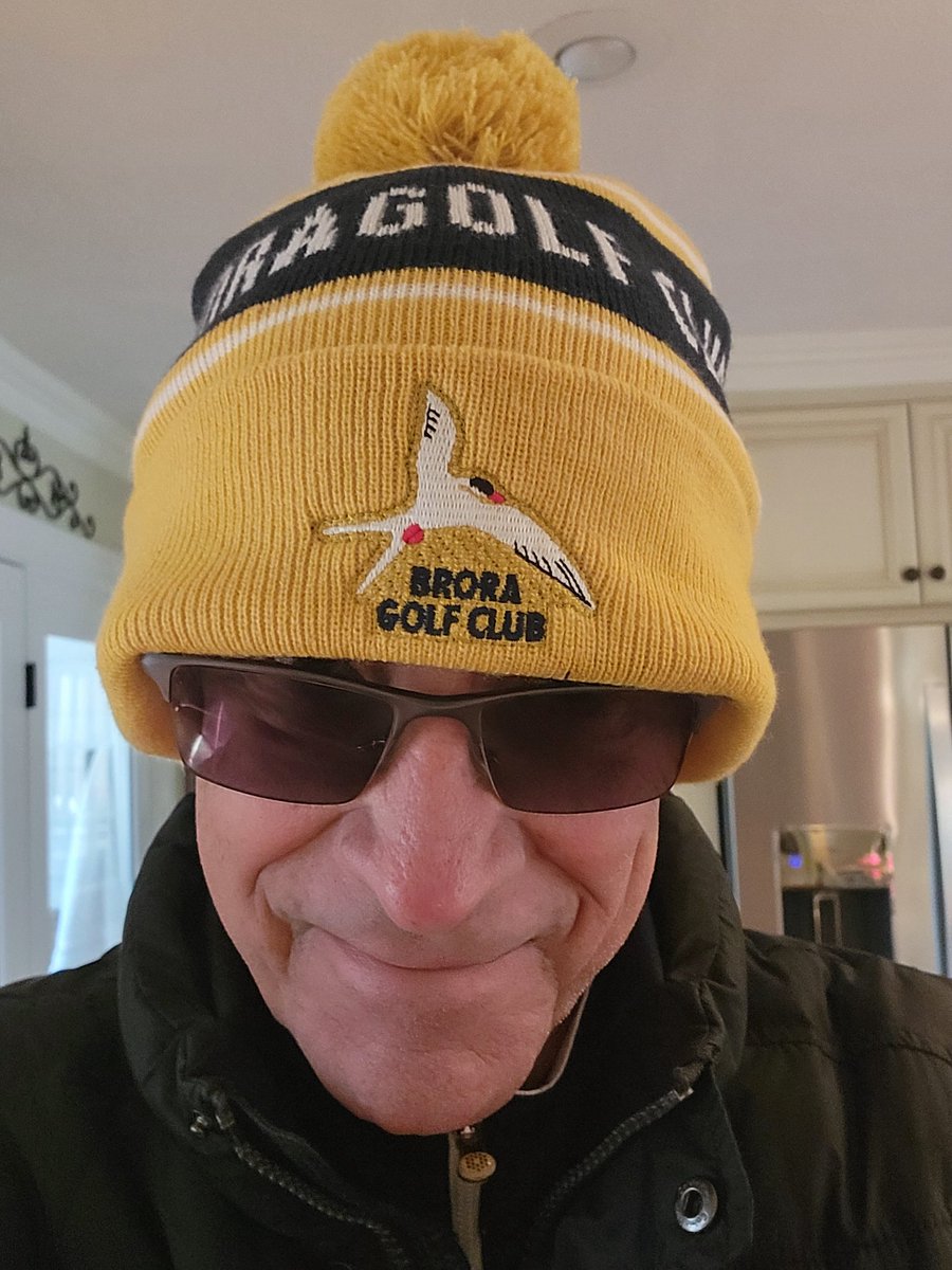 MitchLaurance's tweet photo. When it's 22° in Myrtle Beach and with snow on the ground, you need this. As the great John @AshworthGolf said years ago, with the best golf marketing slogan ever, "The Course Never Leaves You".
In this case, @BroraGolfClub on my mind and in my heart. ⛳️❤️ https://t.co/dCdJgr2kog
