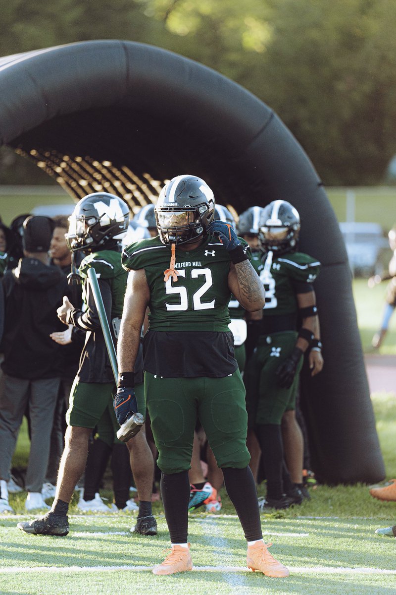 senior season film, still looking for a home!!

hudl.com/v/2RUseM