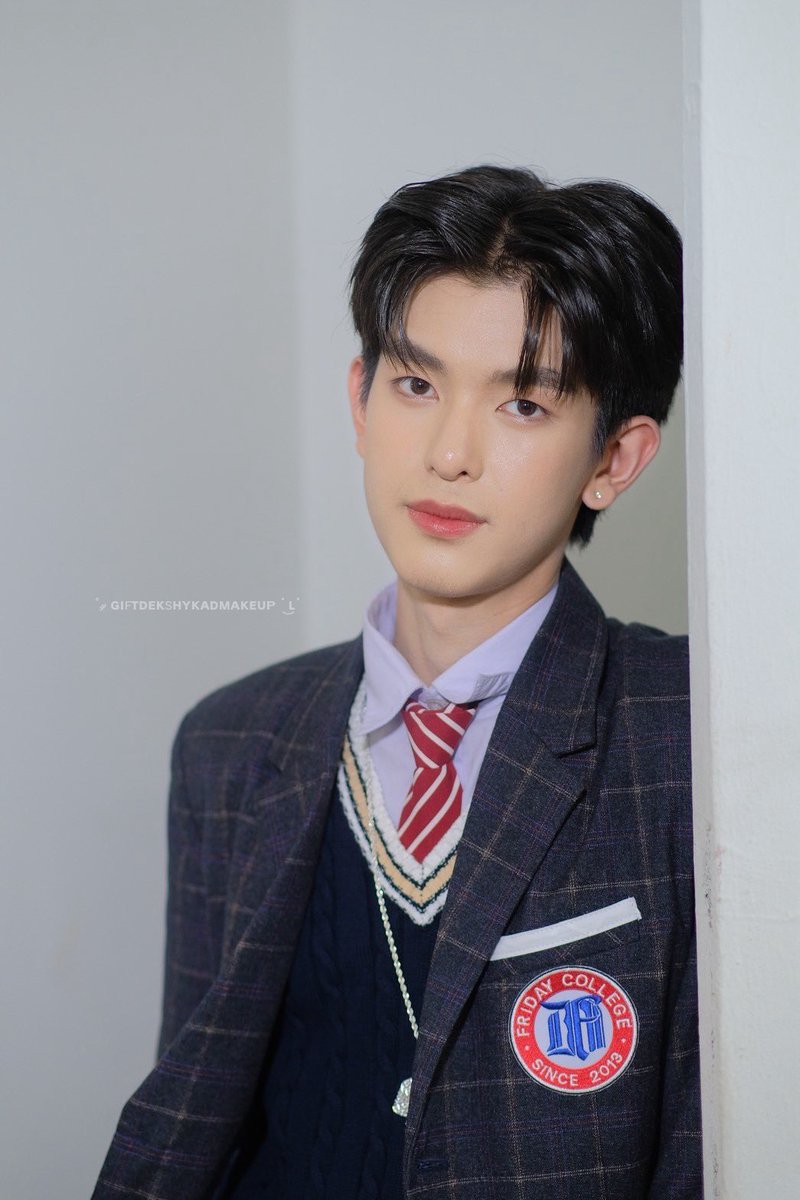 giftdekshykad1's tweet photo. 🩷ᴍʏ ᴍᴀᴋᴇᴜᴘ #giftdekshykadmakeup
💚ʜᴀɪʀ #nt_.pn
#giftdekshykadmakeup
🤍 @fairryfairrr
#fairryfair
#Tia51ThanksGiving
#FridayCollege
#tia51 https://t.co/em1EW9AOIA