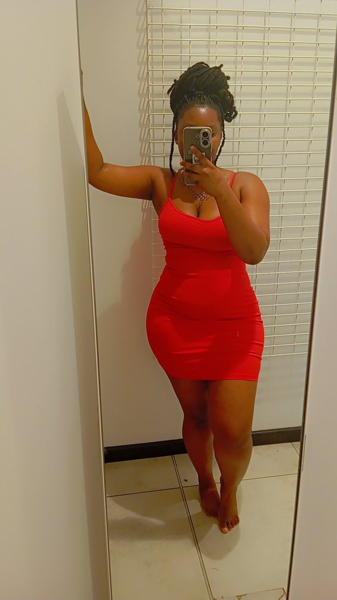 Lady in Reeeeeeeed ❤️