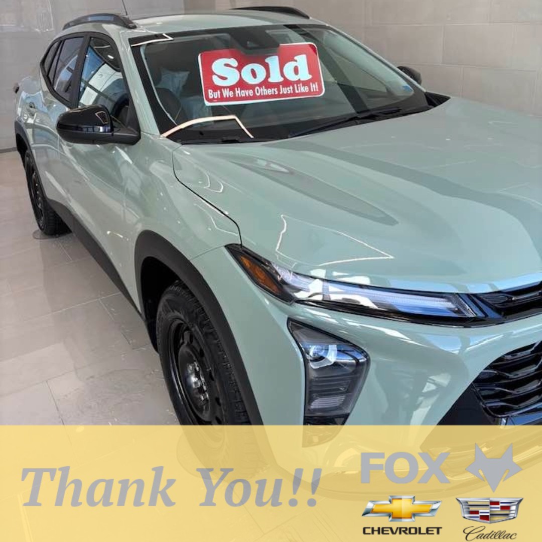 FoxChevrolet's tweet photo. Another happy customer at Fox Chevrolet Cadillac in this beautiful 2025 Chevrolet Trax Activ FWD with a 1.2L Turbo engine and 6-speed automatic transmission. 
Thank you, Majorie, for your valued business. Enjoy your new SUV!!

📸: Sales and Leasing Consultant Kent Fox https://t.co/KQFTH5X4O3