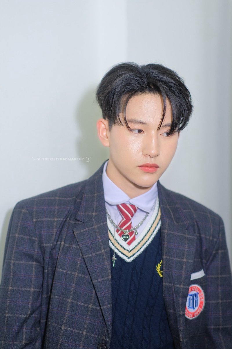 giftdekshykad1's tweet photo. 🩷ᴍʏ ᴍᴀᴋᴇᴜᴘ #giftdekshykadmakeup
💚ʜᴀɪʀ #nt_.pn
#giftdekshykadmakeup
🤍 @khs_pooh
#pooh_khs
#Tia51ThanksGiving
#FridayCollege
#tia51 https://t.co/bBv6vy6Xwt